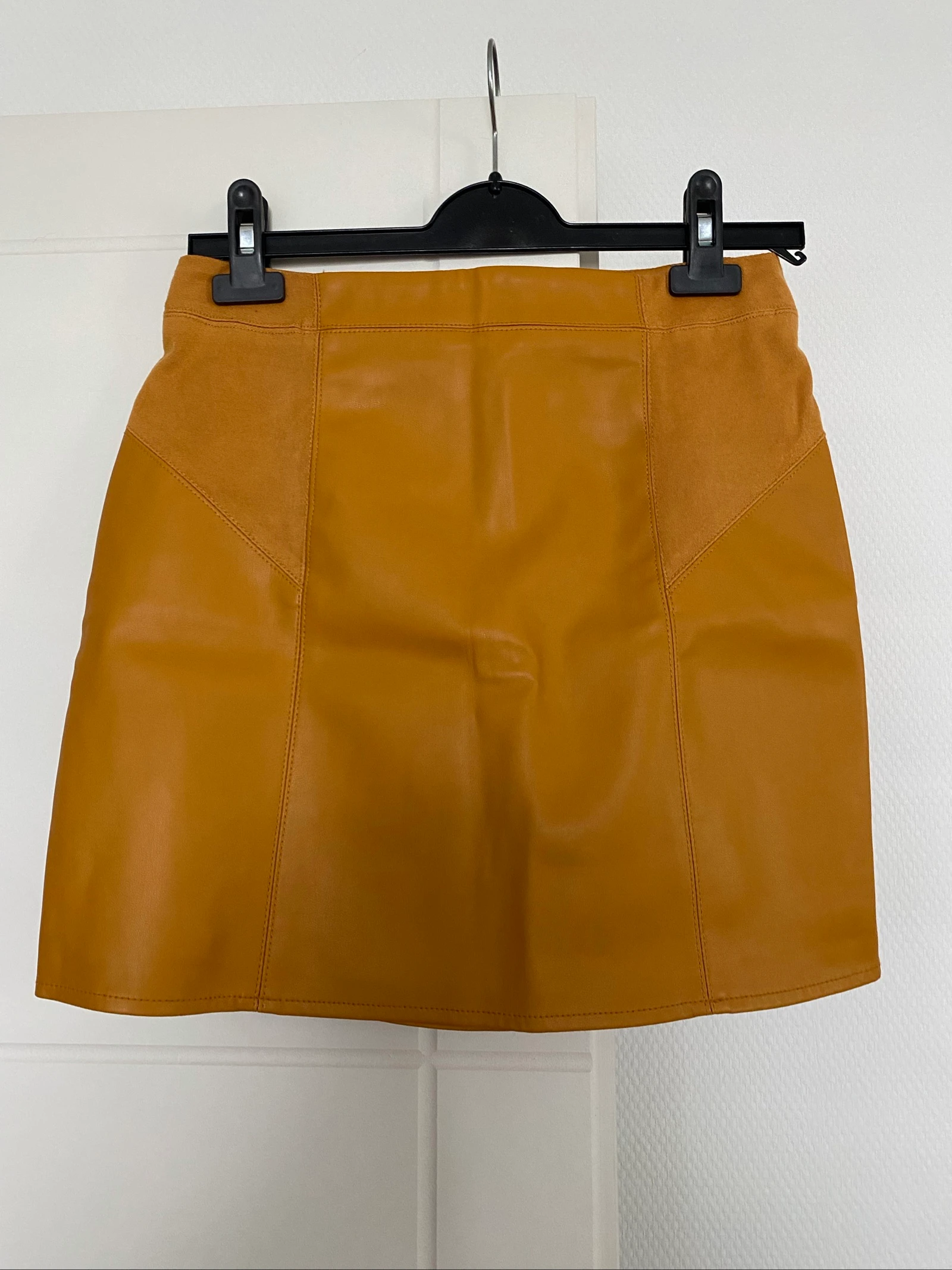 Jupe moutarde Naf Naf taille 36 